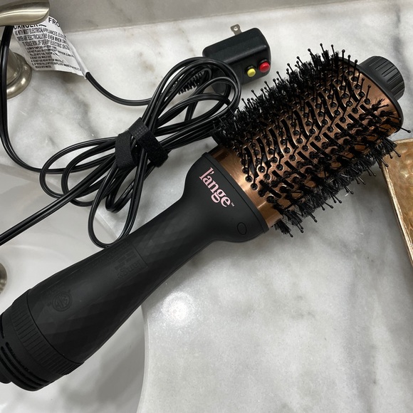 lange 2 in 1 volumizing brush